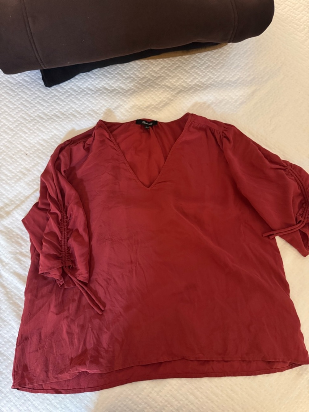 Madewell silk Women's red V-Neck Ruched Sleeve Blouse